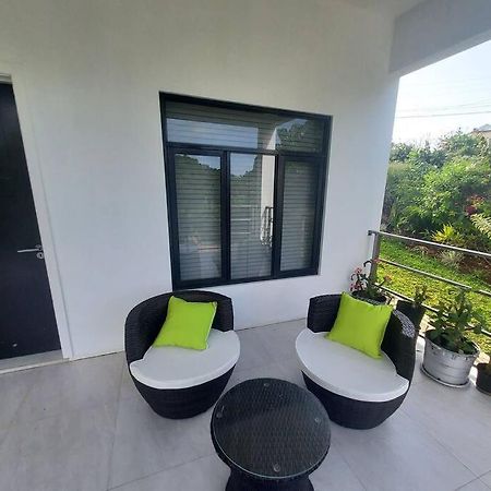 The Willow Apartment Очо-Ріос Екстер'єр фото
